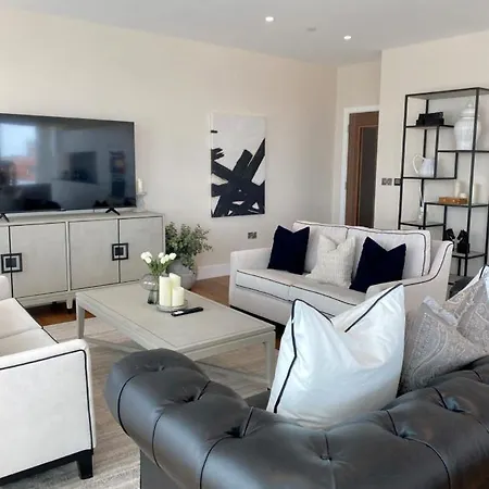 شقة The Seventh Storey Penthouse يورك