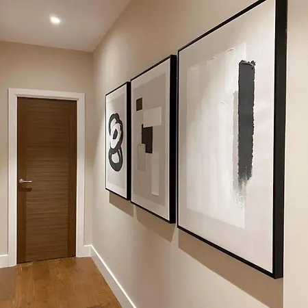 Lejlighed The Seventh Storey Penthouse *