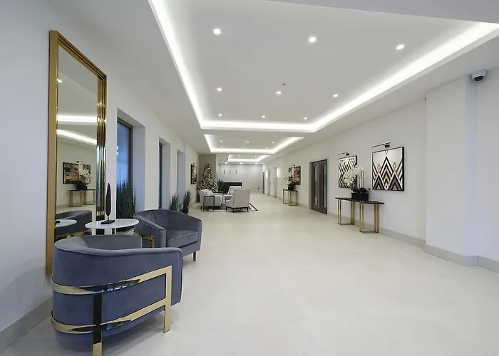 The Seventh Storey Penthouse * York