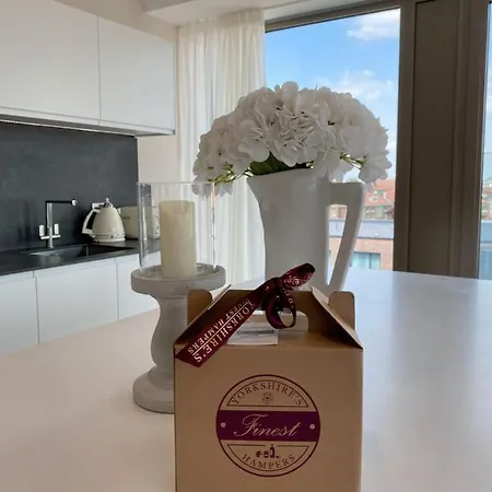 Lägenhet The Seventh Storey Penthouse York